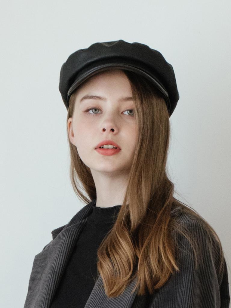 Maneseu Nyor Fake Leather Newsboy Cap