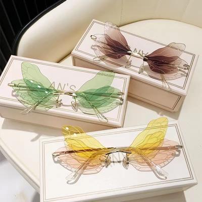Vintage Dragonfly Wings Sunglasses Rimless Women Clear Lens Pink UV400 Eyewear Fashion Sun Glasses for Female Men