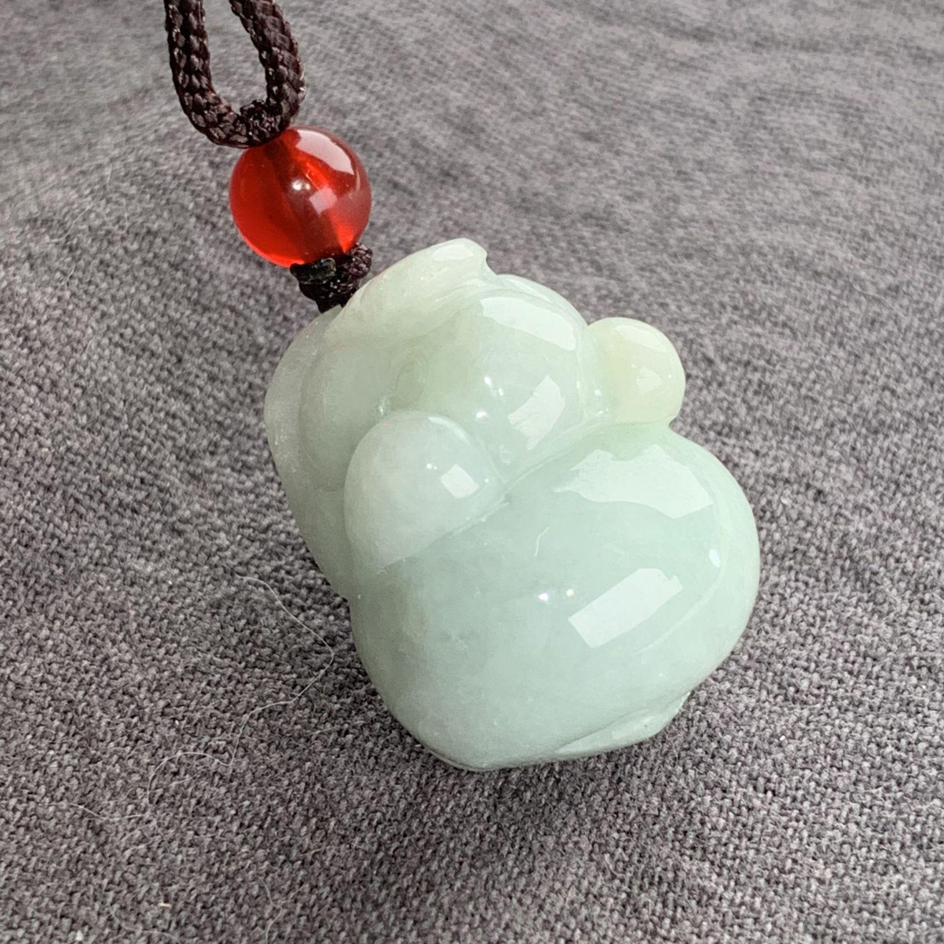 Myanmar A-Grade Jade Piggy Safe Buckle Pendant Jewelry