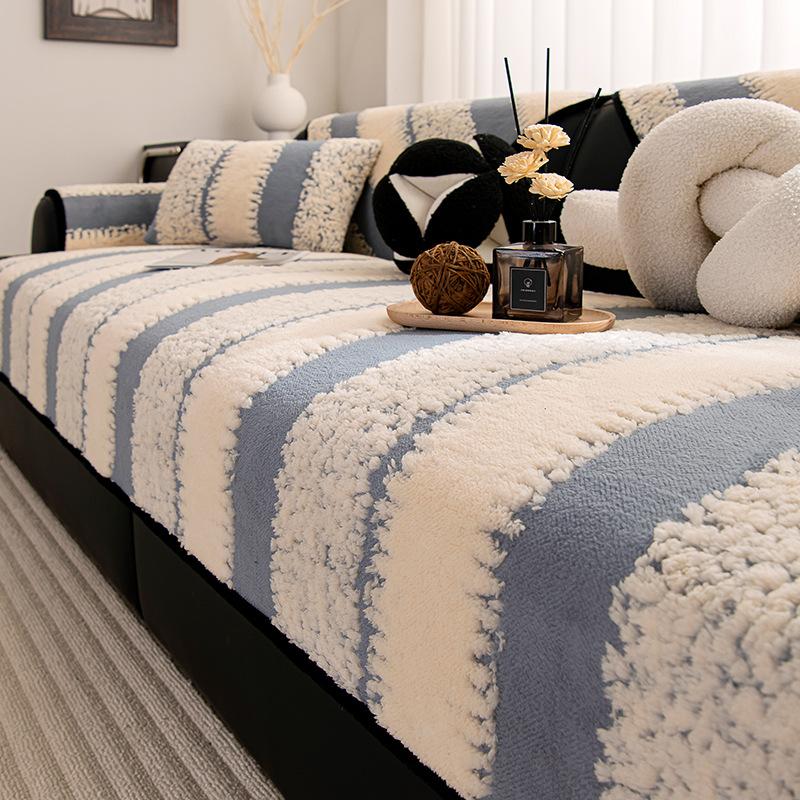 Autumn And Winter Plush Leather Sofa Cushion Cover Simple Modern Cover Cloth Blanket Non-Slip  New Seat Cushion Anti-Cat Claws