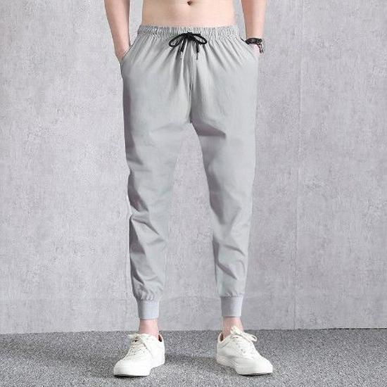 "Herren-Freizeithose aus Eisseide mit neun Punkten und weitem Bein - Sommertrend"