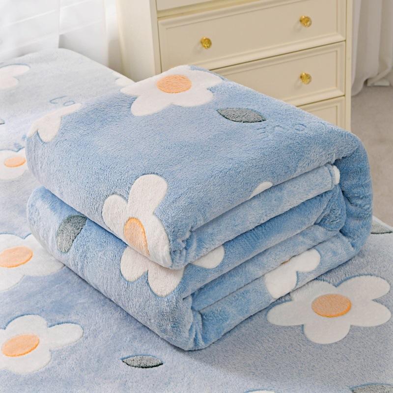 

Ultra-Soft Coral Fleece Blanket - Suitable for All Seasons, Perfect for Beds, Sofas, Offices, Camping, and TravelVersatile Gift Blanket 120*200cm
