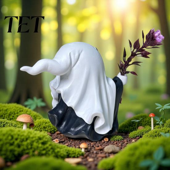 Exquisite Craftsmanship Resin Art Halloween Ghost Decoration, Holding Pumpkin Figurine with Witch Adorable Set Hat, Spooky Cute Tabletop Decor