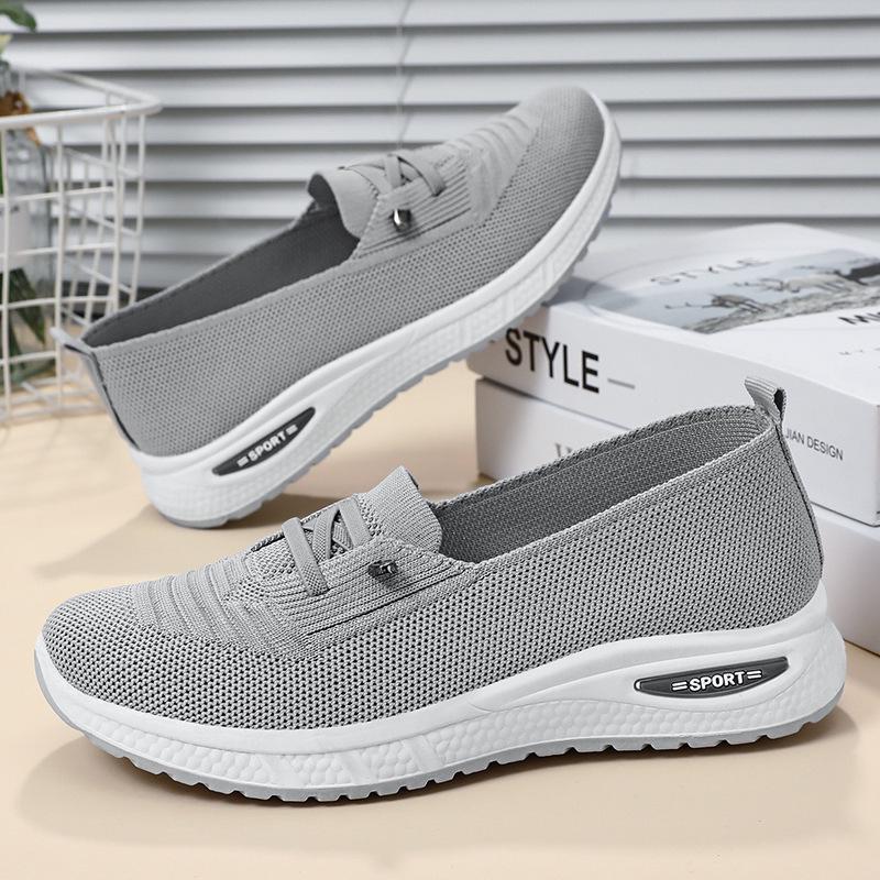 Plus Size Women's Flyknit Breathable Slip-On Canvas Casual Shoes