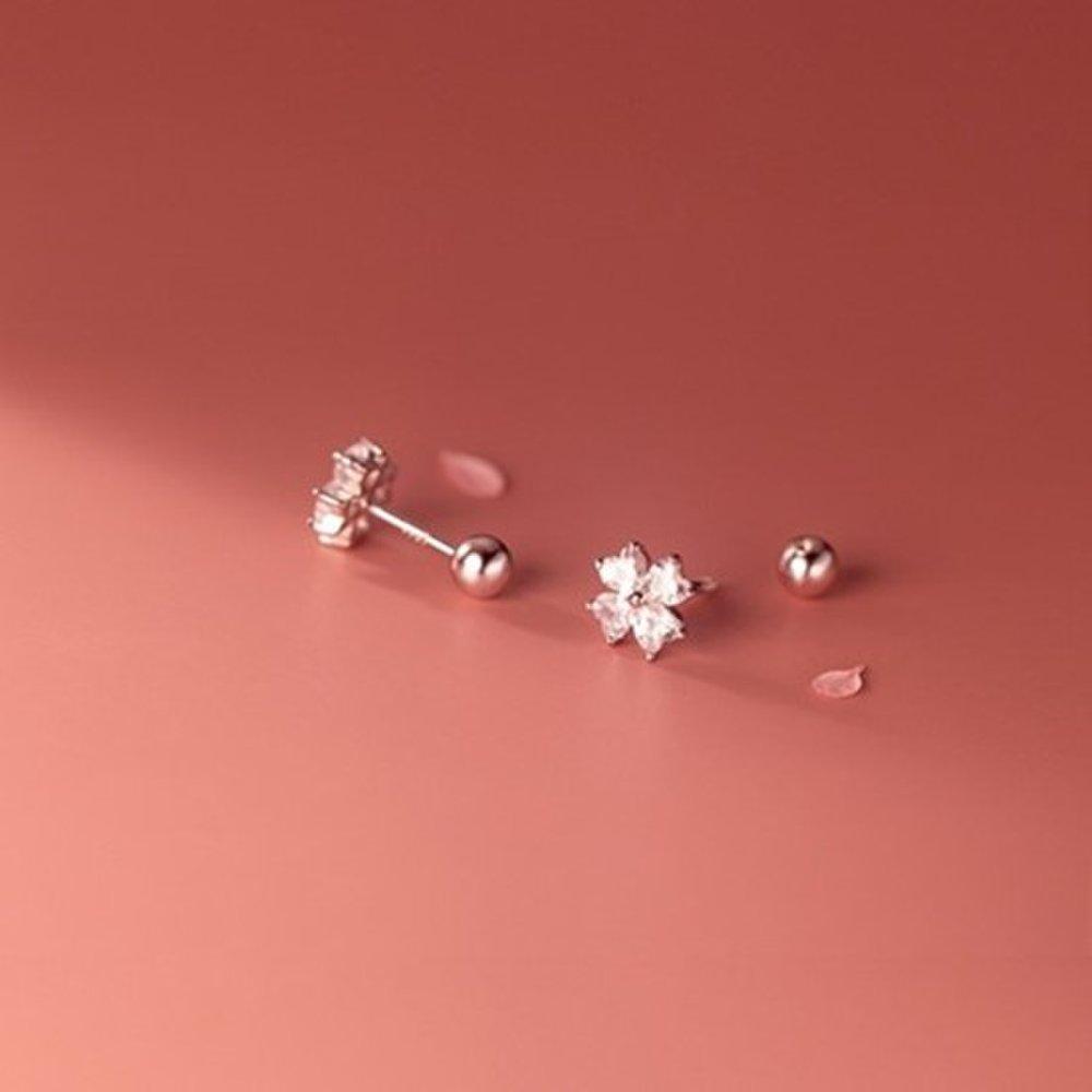 Hermosa:J E090 Cubic Clover Flower Piercing Silver 925 Earrings