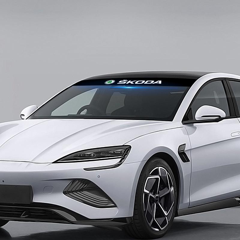 Samolepky na přední sklo auta Přední a zadní ozdobný emblém Pro Škoda Octavia Superb Rapid Kodiaq Karoq Fabia Kamiq Roomster Citigo
