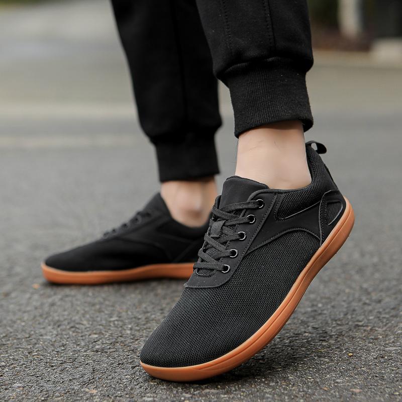 Wide-Toed Shoes Unisex Mesh Breathable Casual Men Shoes Comfortable Outdoor Barefoot Walking Sports Shoes