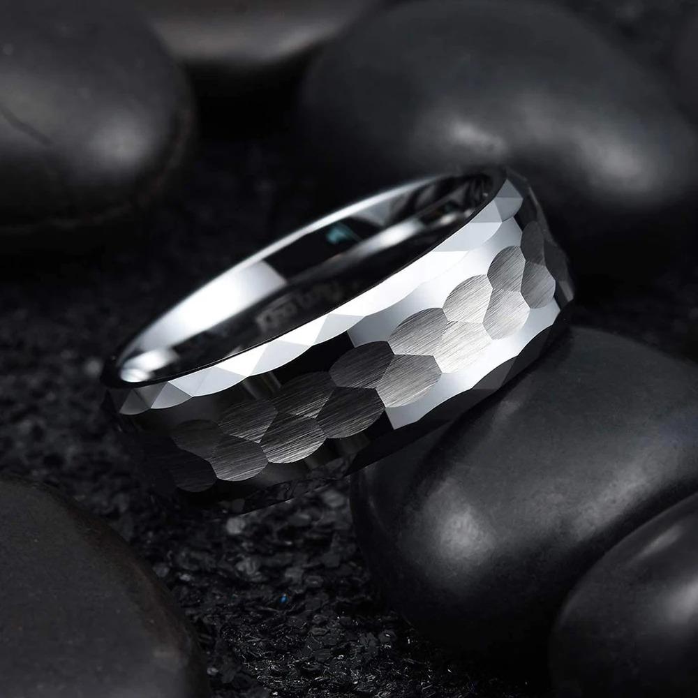 Fashion 8mm Men Stainless Steel Rings Silver Color Hammered Design Multi-Faceted Rings For Men Women Wedding Band Jewelry Gifts