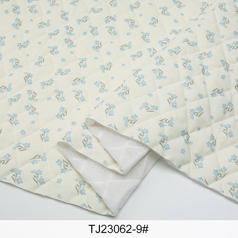 0.5m/1m/2m Thicken Corduroy Quilted Cotton Fabric Small Bear Printed for Sewing Jackets Handmade DIY Children's Clothing Fabric