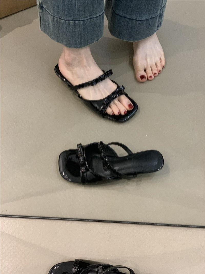 

French sweet double bow cool slippers female 2025 summer temperament elegant fairy wind slope heel holiday slippers 40