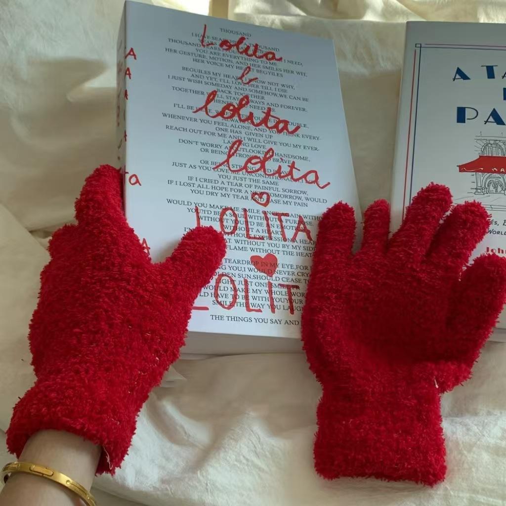 Coral Fleece Gloves Ins Japan And Korea Cute Simple Candy Color Five Fingers Fashion Warm Student