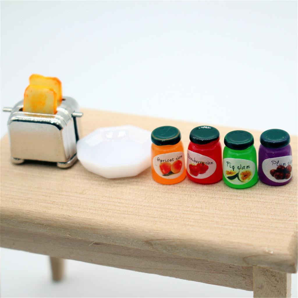 1/12 Realistic Miniature Toaster and Jam Set for Dollhouse Enthusiasts and Collector Kitchen Scene Displaying Accessory
