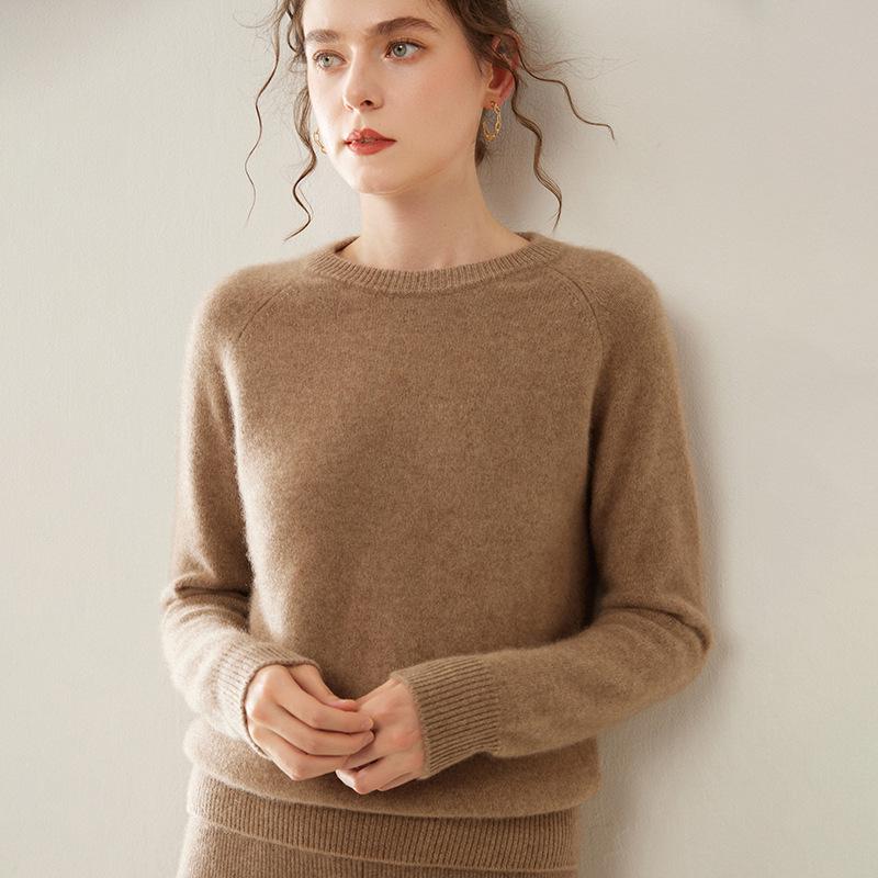 Women's Thick Cashmere Round Neck Raglan Sweater - Slim Fit, Soft Knit for Autumn/Winter