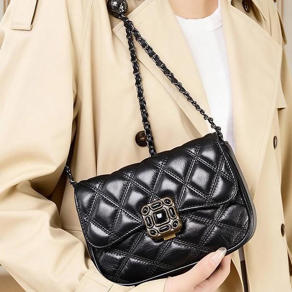 Quilted Chain Bag Genuine Leather Single Shoulder Crossbody Bag 2025 New Fashion Versatile Small Bag Vintage Small Square Bag Handbag