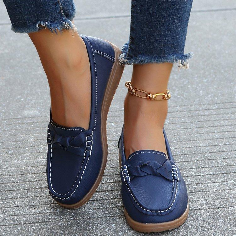 Autumn new casual shoes Doudou shoes large size women's shoes flat heel middle-aged mother shoes women's single shoes