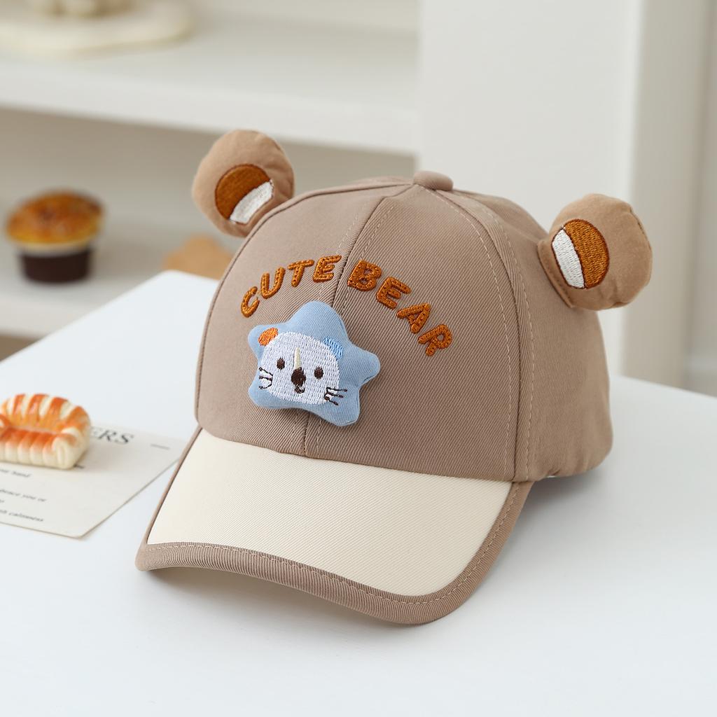 Adorable 3D Animal-Shaped Plastic Ears and Cute Bear Embroidered Letter Baseball Cap for Children. Perfect for Daily Outings.