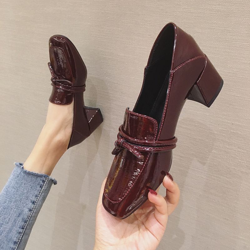 Small Leather Shoes Women's 2025 Spring New Retro Square Head Soft Leather Thick Heel Single Shoes High Heel Women's Shoes British Style Loafers