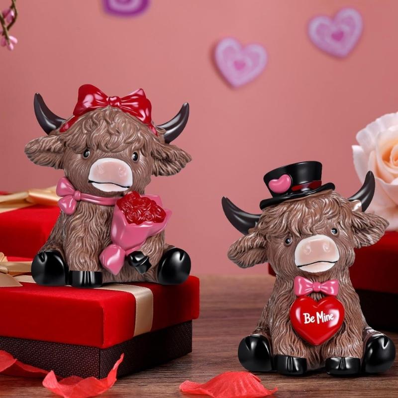 Highlands s Kuhfiguren Valentinstag Highlands Kuh Zwerge Herz Schottische Statue für Küche Etagen-Tablett Tischdekorationen
