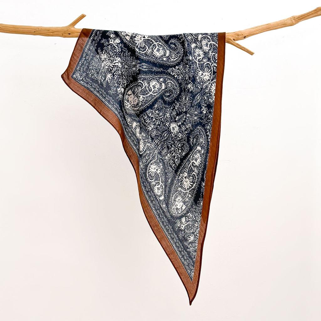Retro Cotton and Linen Feel Triangular Silk Scarf Women's Four-season Versatile Neck Protection Scarf Headscarf Commuting Accessories Scarf