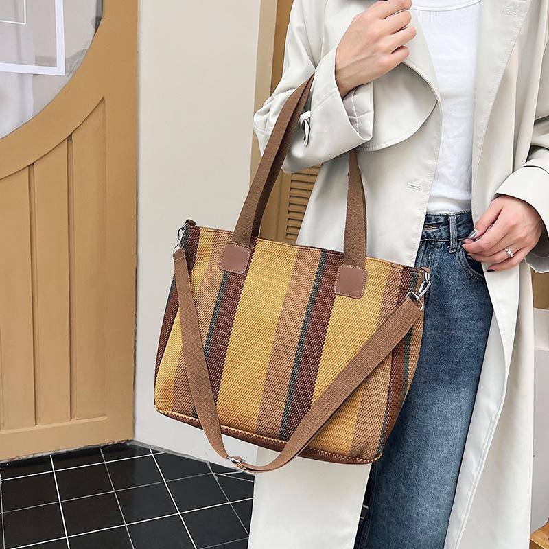 

Canvas bag Striped tote bag New women s bag Sweet contrasting color handbag Crossbody bag Large capacity коричневый