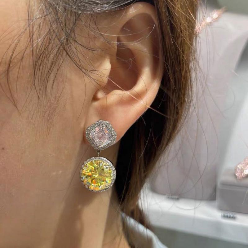 Korean Style Elegant Water Drop Pink & Yellow Cubic Zirconia Stud Earrings for Women – Electroplated Copper Micro-set Design