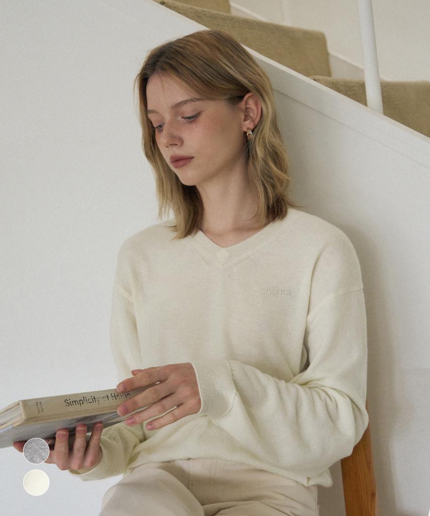 BASIKA Cashmere Basic V-Neck Knit_2 Colors