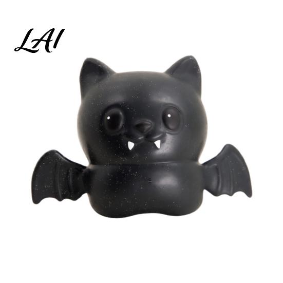Bat Stress Relief Toy Halloween Squeeze Toy Spooky Hand Kids Relaxation Ball Fidget Party Favors for Adults Soft