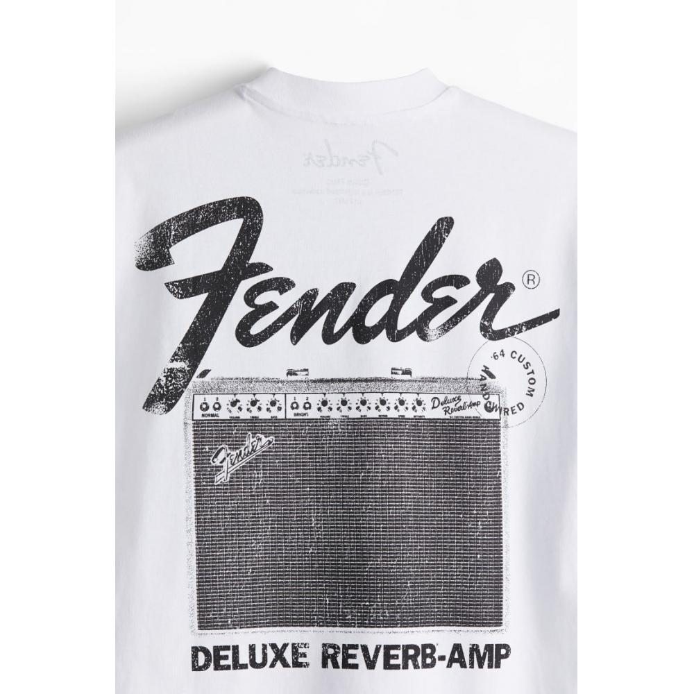 H M Oversized FiT T sHirT wHiTe Fender