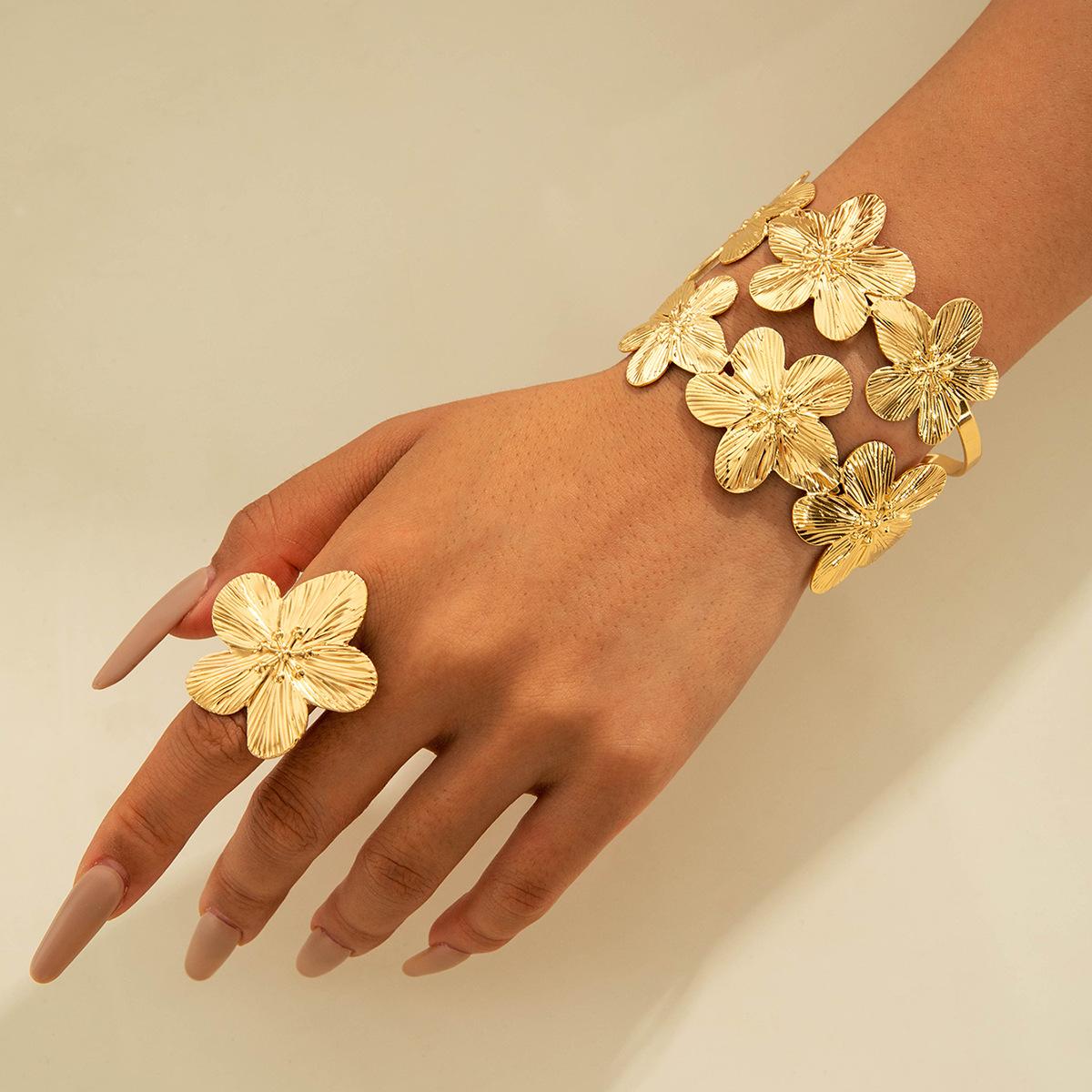 

Геометрический металлический дизайн, браслет с полым отверстием, набор колец, модный ретро панк-стиль