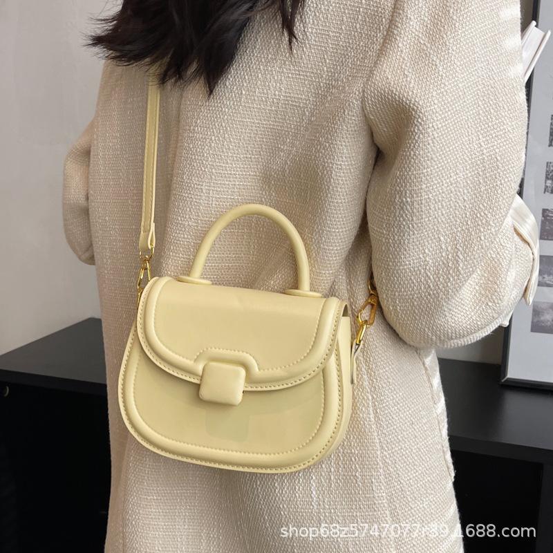 Niche design handbag women's 2025 new Korean version ins retro saddle bag versatile shoulder crossbody bag