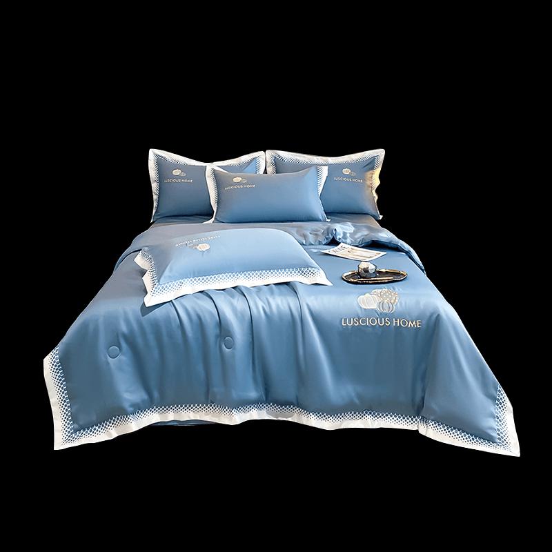 

Yiyiai Washable Ice Silk Quilt