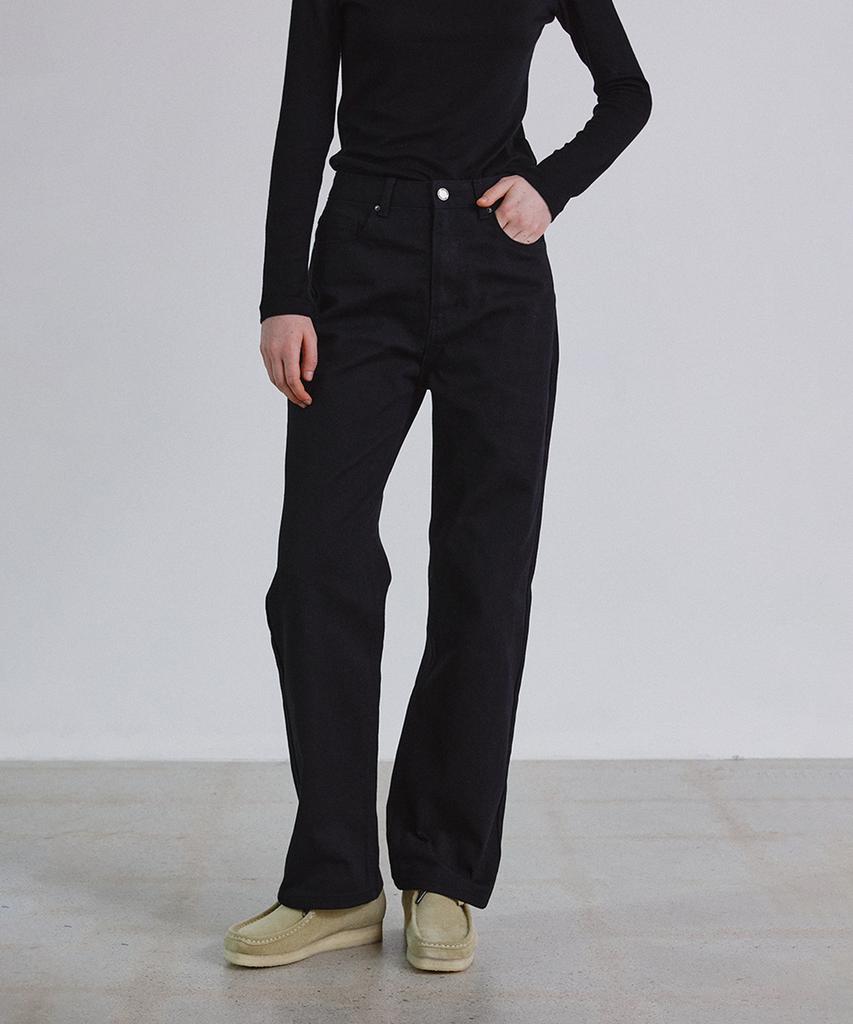 STEP AROUND Straight Soft Jean_Black