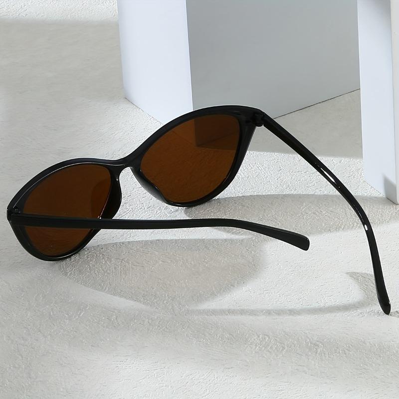 A fashionable pair of fox head cat eye glasses - decorative glasses suitable for skating and outdoor activities