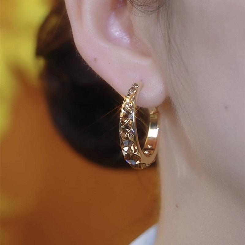 Silver Needle Rhinestone Round Earrings – Elegant Minimalist Ear Cuffs for Women