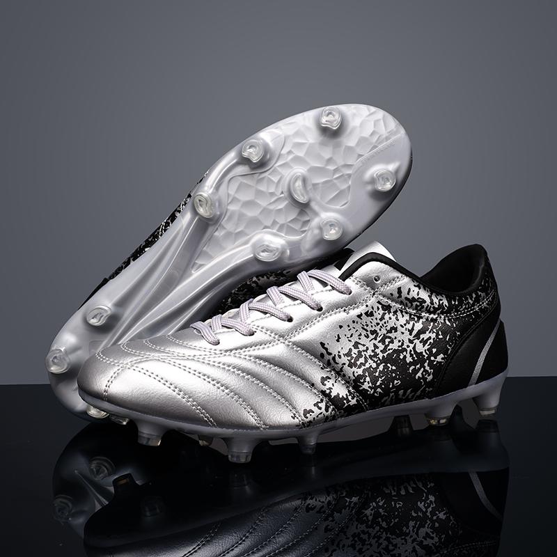 Men's Football Shoes Professional Teen's Soccer Boots Adults Society Football Cleats Ultralight Training Outdoor Soccer Sneakers