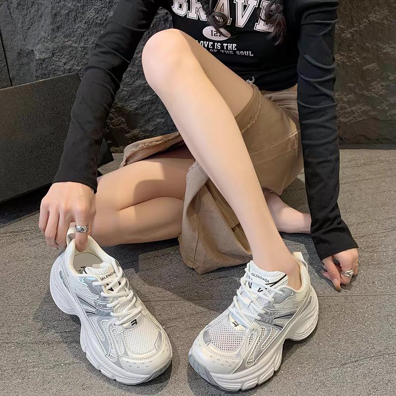 ins campus mesh dad shoes women 2025 spring and summer new thick-soled versatile breathable lightweight casual sports shoes tide