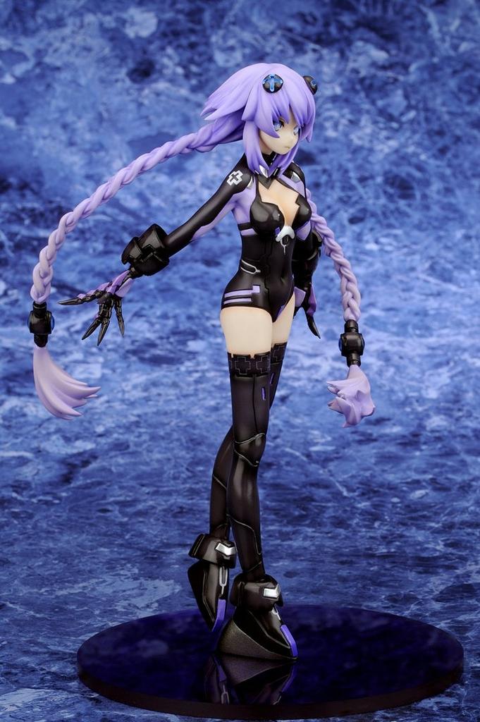 Hyperdimension Neptunia Purple Heart (1/8 Scale PVC Painted Finished Product)