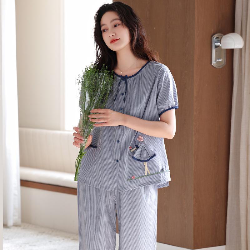 Pajamas women's summer thin woven cotton short-sleeved cropped pants summer middle-aged mother large-size loungewear set