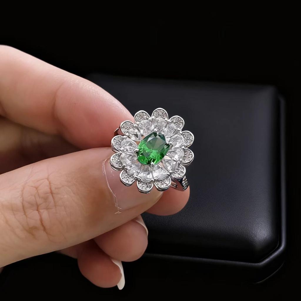 Fashion Jewelry Blossom Rich Ruby Emerald Ring Heavy Industry Luxury Full Of Diamonds Flower Ring