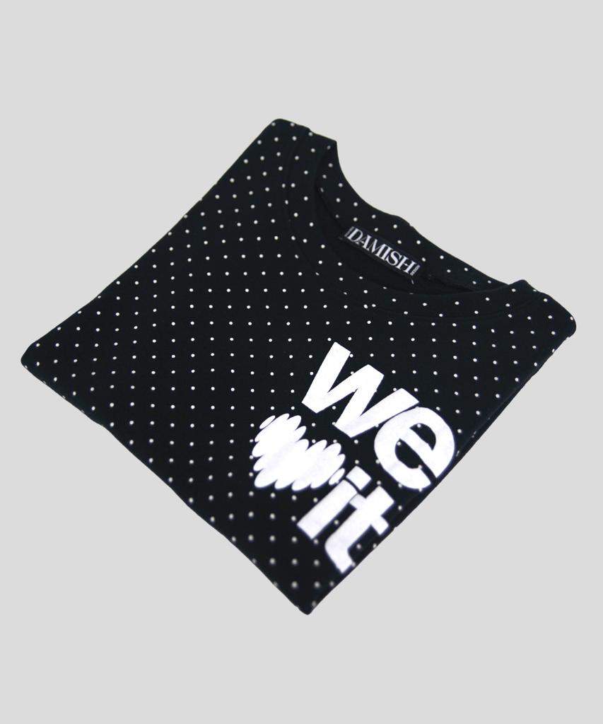 Damiswi We Love It Graphic Dot T-Shirt_Black