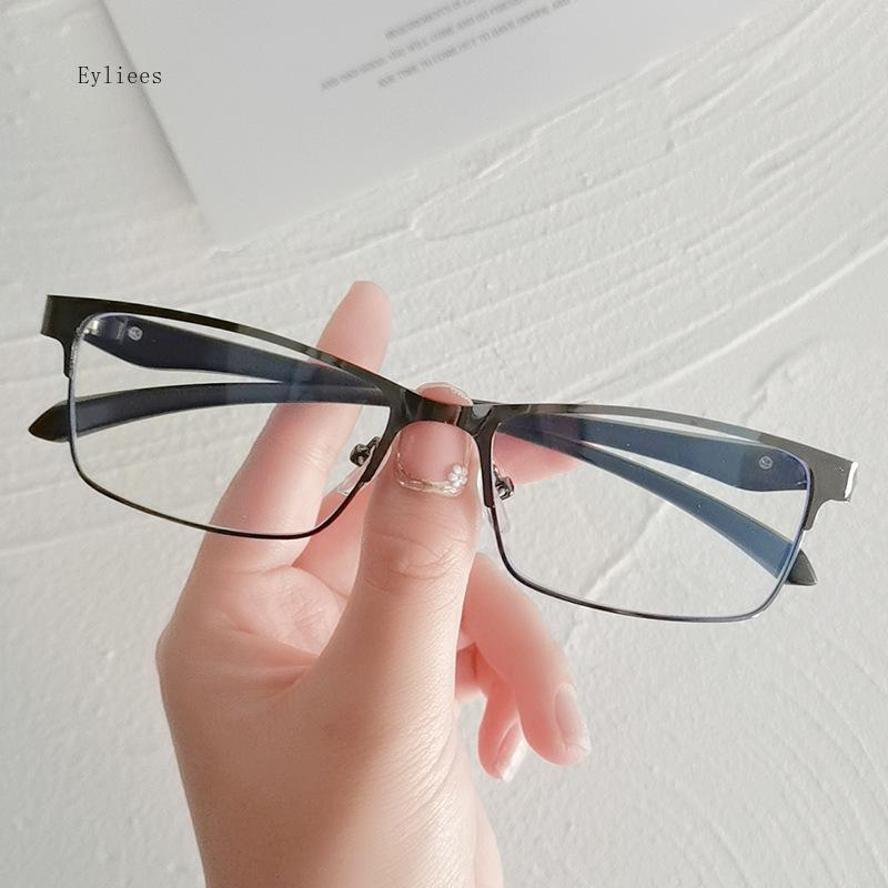 Ultra Light Unisex Glasses New Male Half Frame Business Myopia Glasses Blue Light Blocking Eye Protection Near Sight Glasses