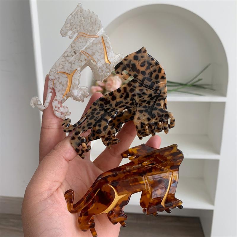 New Fierce Cheetah Hair Claw Cool Tiger Lion Cheetah Leopard Head Crab Animal Hair Clips for Woman Girls Winter Hair Accessorie