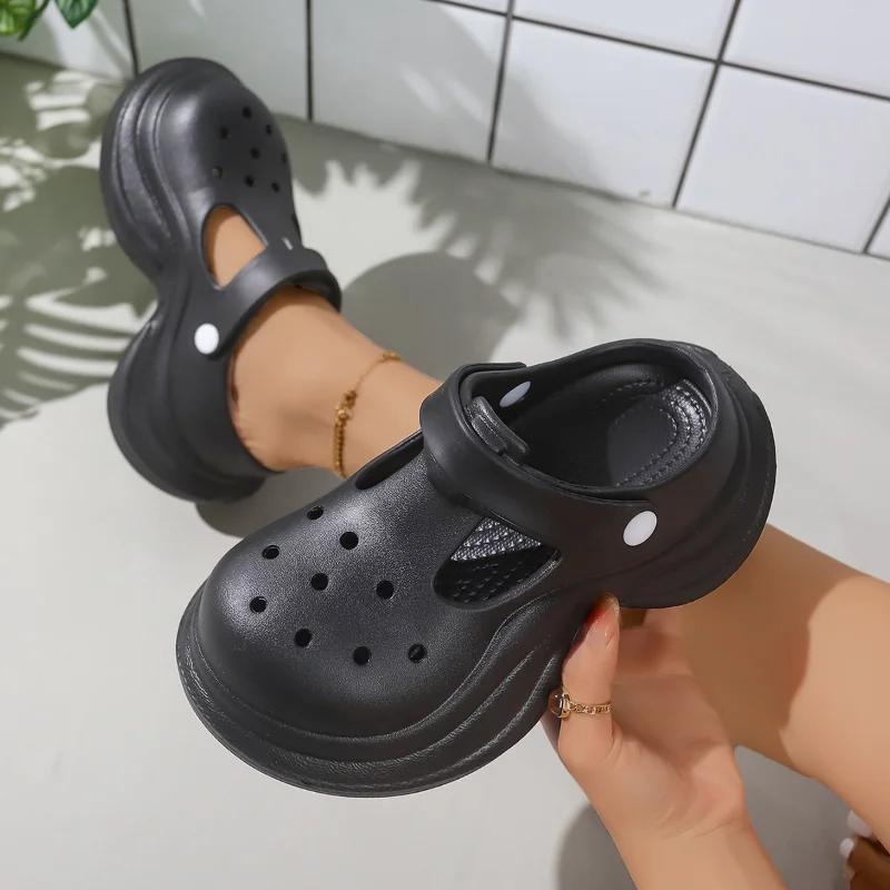 

Мода 2025 Новые женские уличные модные шлепанцы Антискользящие комнатные-уличные клоги Удобный материал ЭВА 35 чёрный