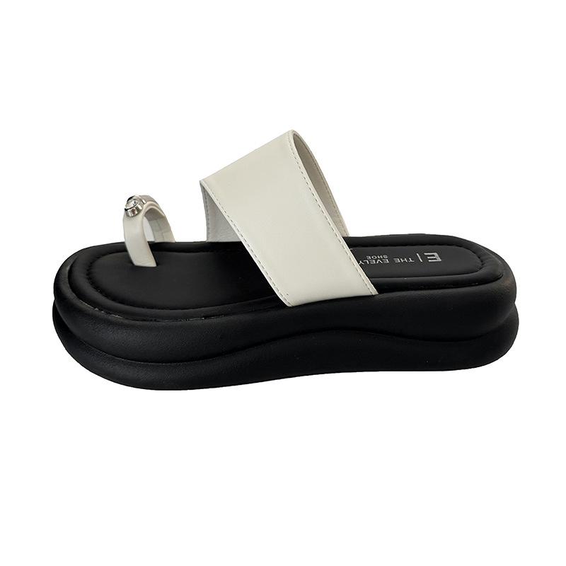 Flat Bottom Metal Set Toe Roman Slippers Women's Shoes 2025 Summer New Vacation Travel Beach Shoes Leopard Print Cool Slippers