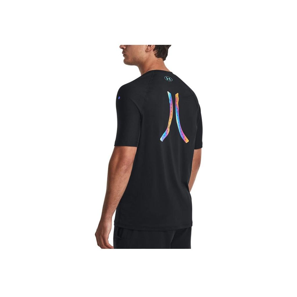 Under Armour Rush Smartform Rainbow Stripe Decorative Training T-Shirt Men Tops Black 1377153-001