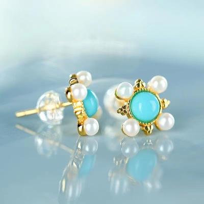 Orecchini antichi in oro lavorato a intarsio con turchese e perle per donna fiori Borchie per orecchie moda squisita gioielleria da sposa