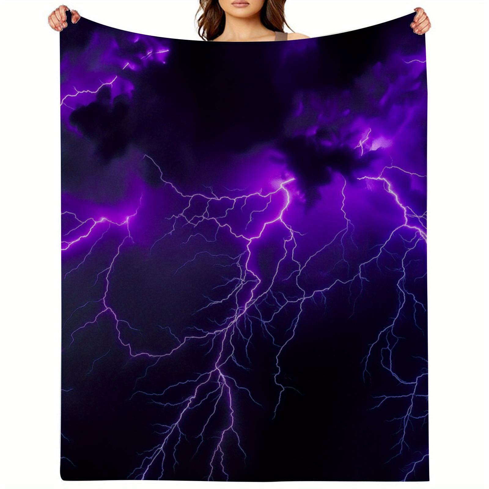 Purple Lightning Flannel Blanket – Ultra Soft Heavyweight Throw – Luxury All-Season Bedspread 75x90cm