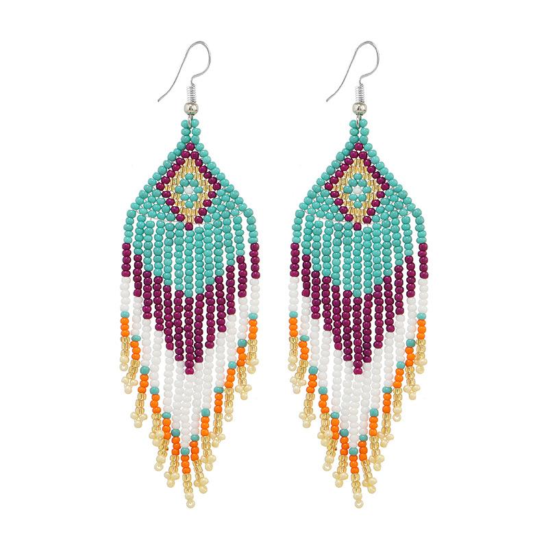 Brincos longos de borla feitos à mão com contas de arroz, nicho retrô boêmio, brincos de férias personalizados e estilosos