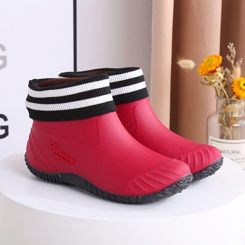 Factory Direct Women Short Ankle Rain Boots Stylish Non-Slip Waterproof Shoes with Fleece Lining for Fall and Winter
