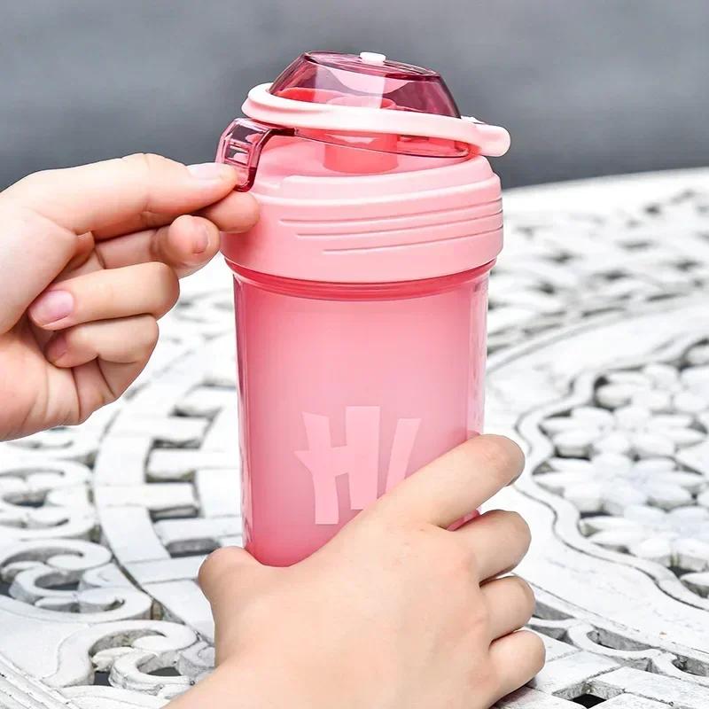 Portable 500ml Protein Powder Shaker Bottle Leak Proof Water Bottle for Gym Fitness Training Sport Shaker Mixing Cup with Scale